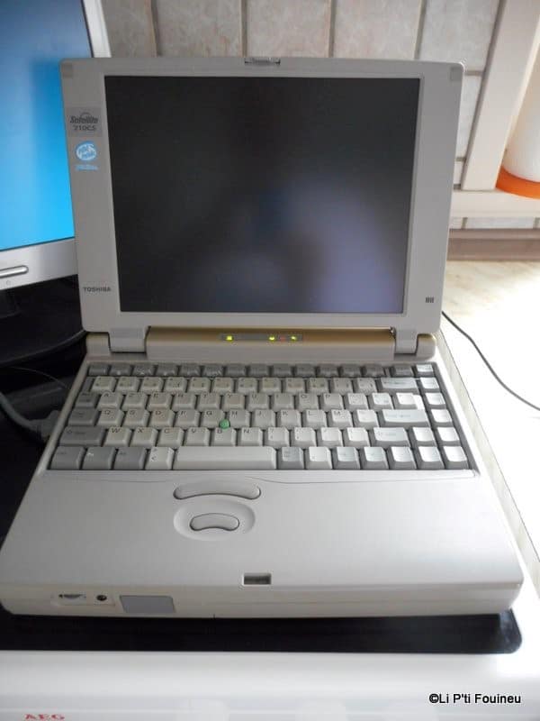 Laptop Toshiba 210CS de 1997